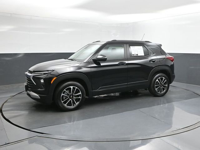 Used 2025 Chevrolet TrailBlazer LT FWD image 34