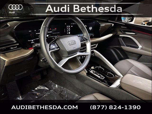 Certified 2025 Audi Q5 Premium Plus w/ Premium Plus AWD/4WD image 13