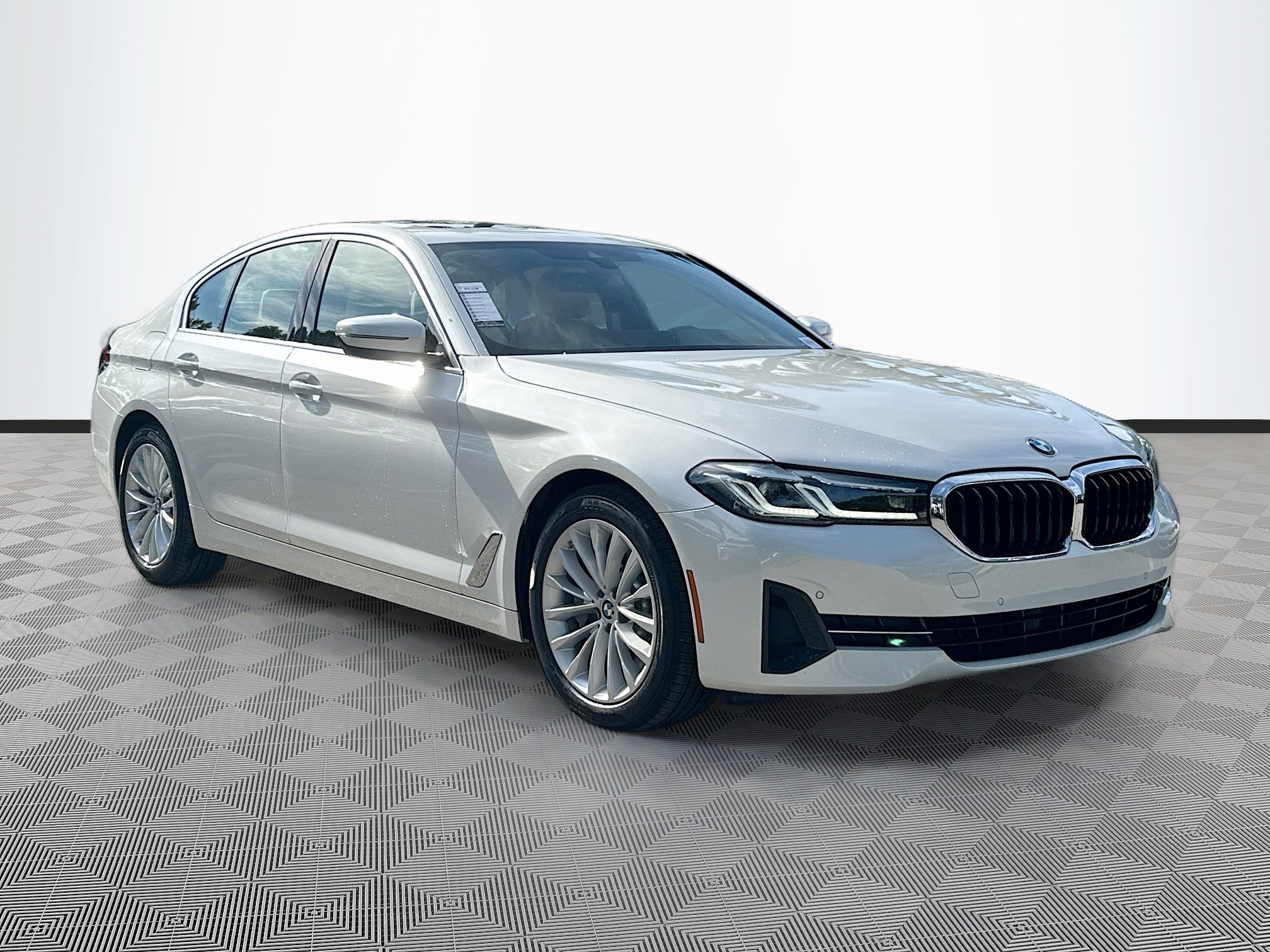 Certified 2023 BMW 530i w/ Premium Package image 1
