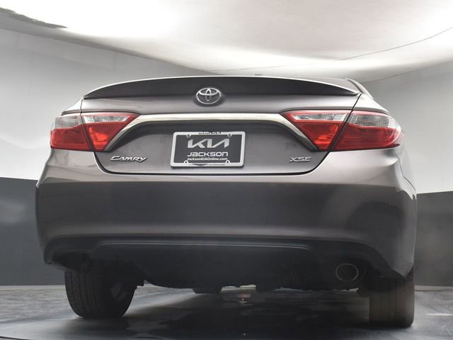 Used 2017 Toyota Camry XSE w/ Moonroof Package FWD image 38