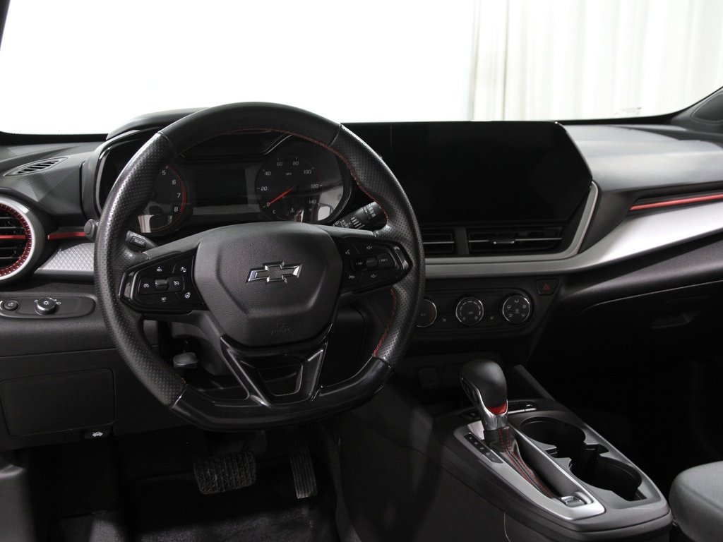 Certified 2024 Chevrolet Trax RS w/ Driver Confidence Package image 6