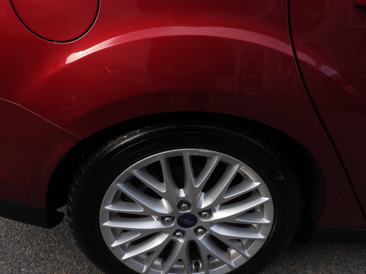 Used 2014 Ford Focus Titanium image 19