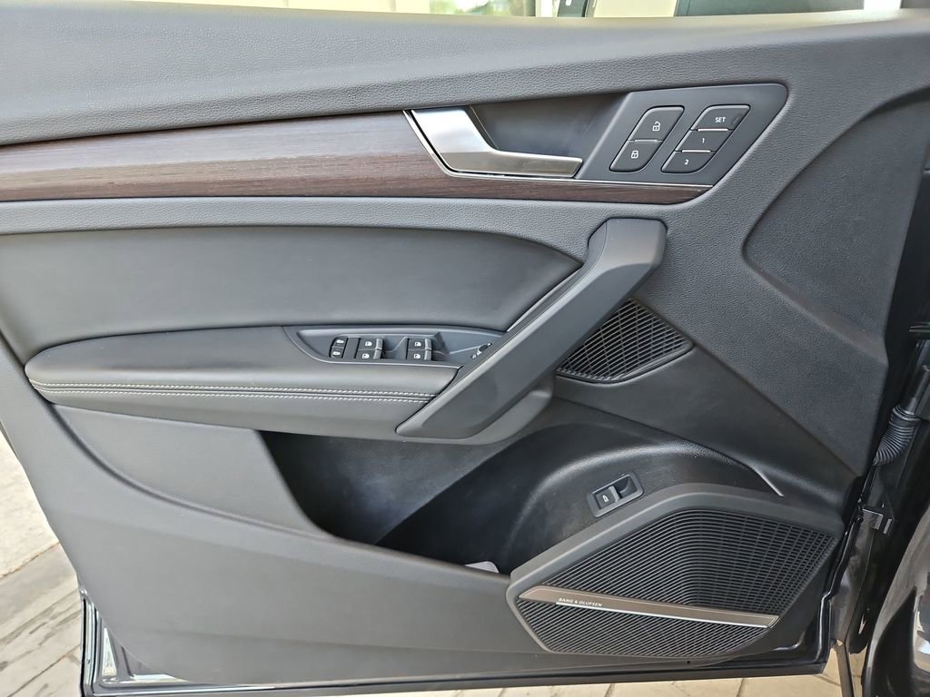 Used 2021 Audi Q5 2.0T Premium Plus w/ Premium Plus Package image 26