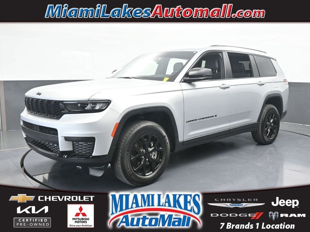 Used 2024 Jeep Grand Cherokee L Laredo