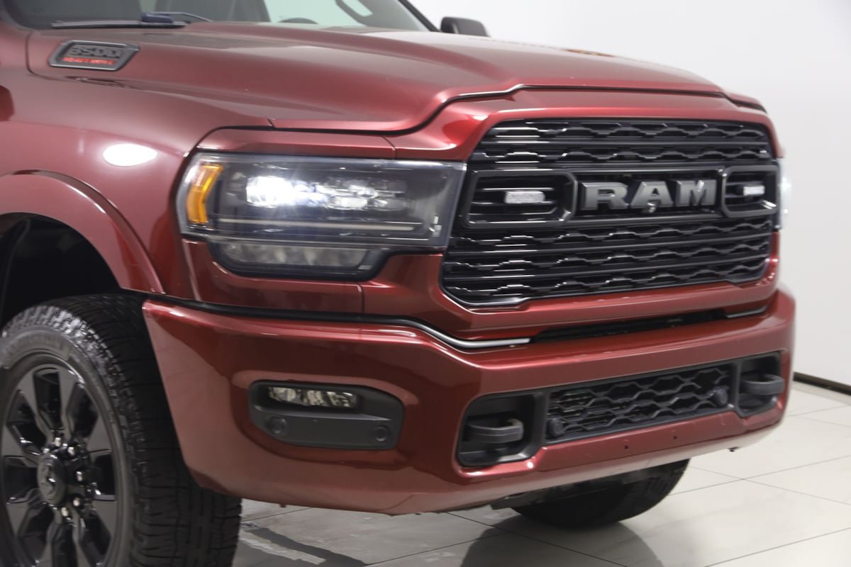 Used 2022 RAM 3500 Limited AWD/4WD image 37