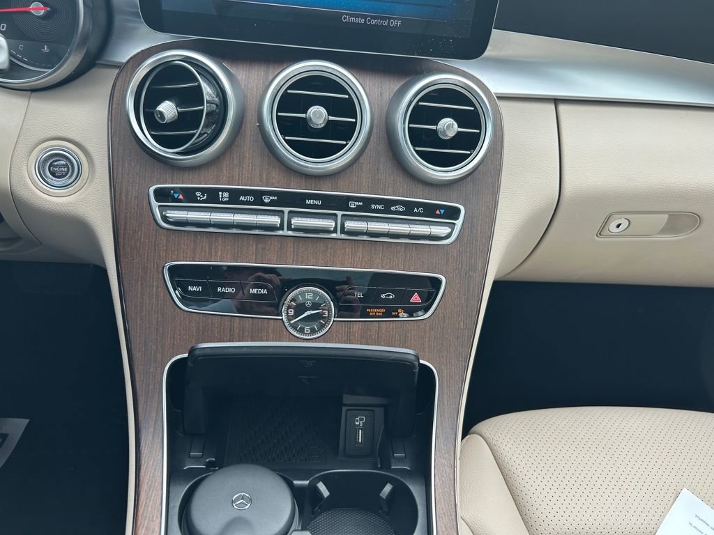 Used 2019 Mercedes-Benz C 300 4MATIC Sedan image 15