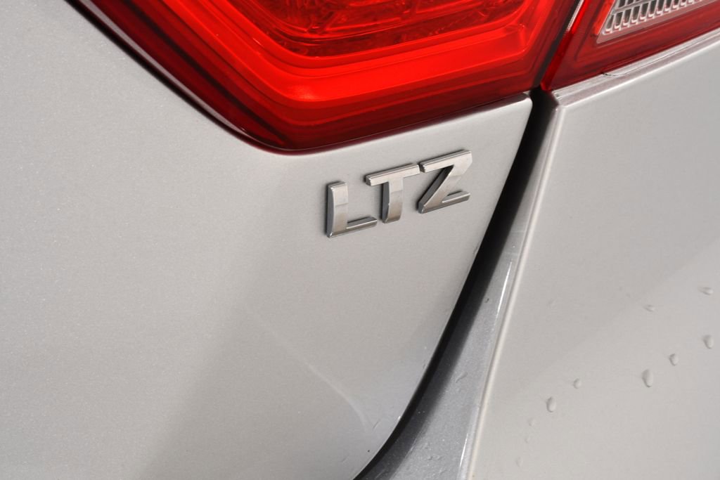 Used 2016 Chevrolet Impala LTZ FWD image 24