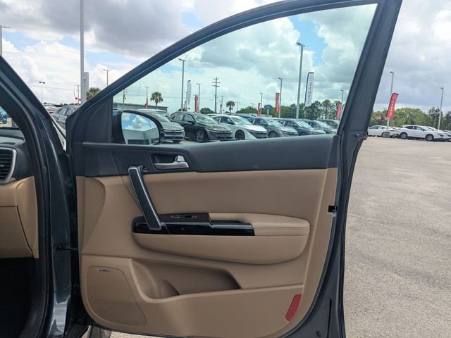 Used 2017 Kia Sportage SX image 32