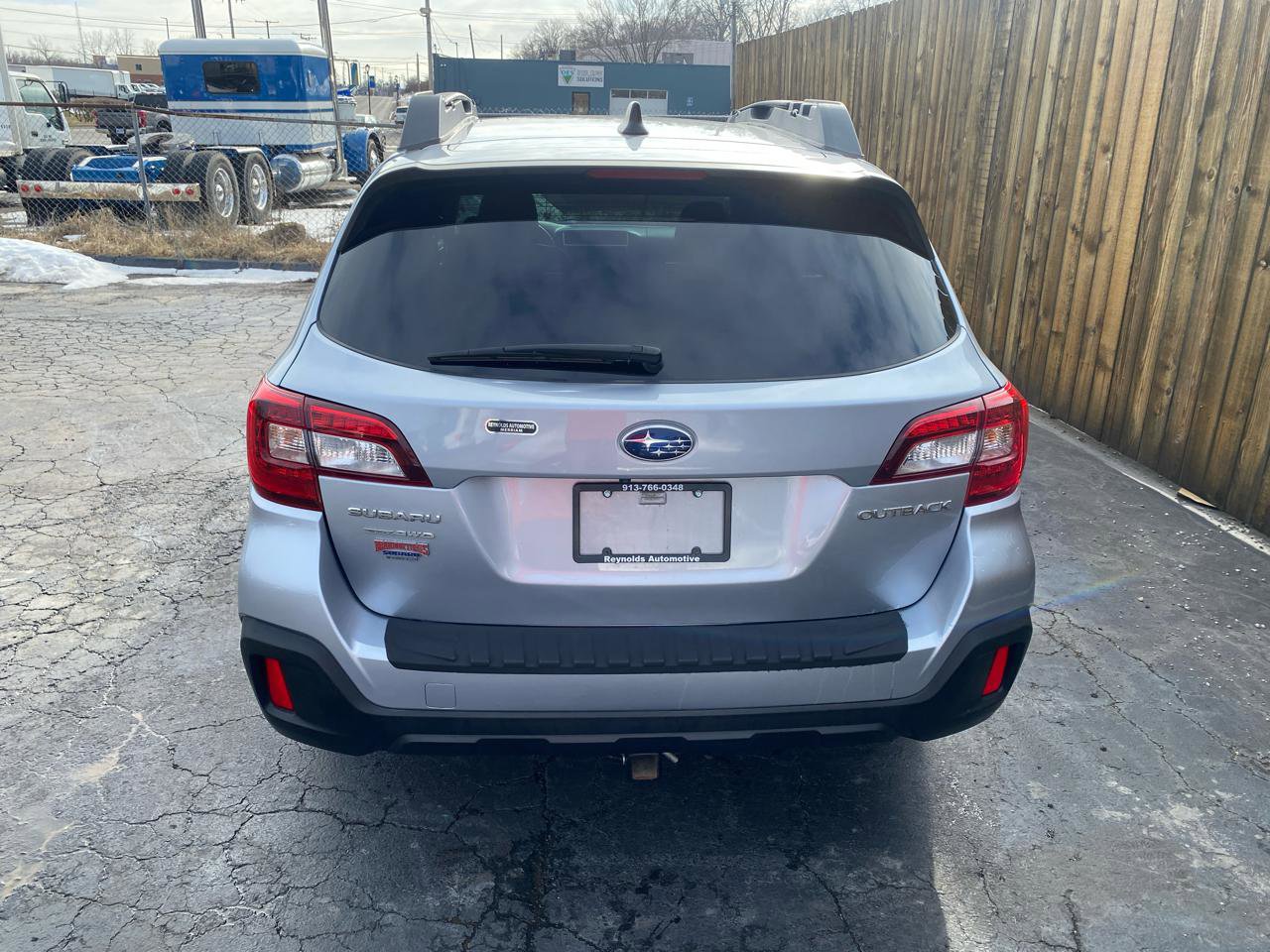 Used 2019 Subaru Outback 2.5i Limited w/ Popular Package #2 AWD/4WD image 6