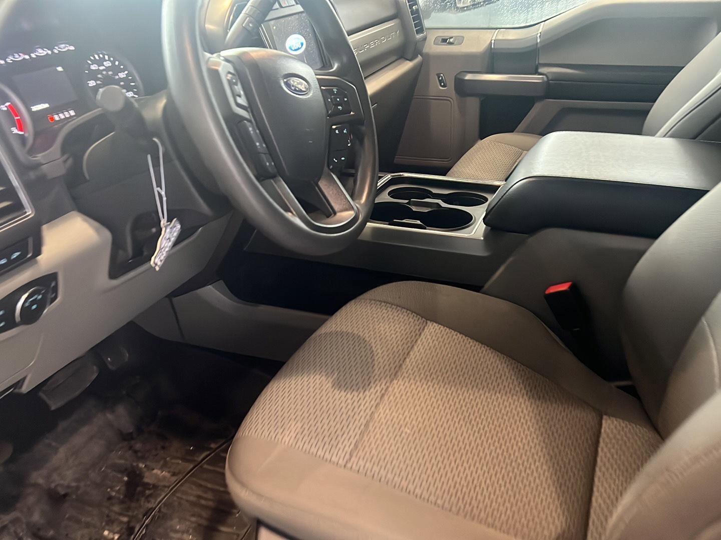 Used 2022 Ford F250 XLT w/ XLT Premium Package image 17