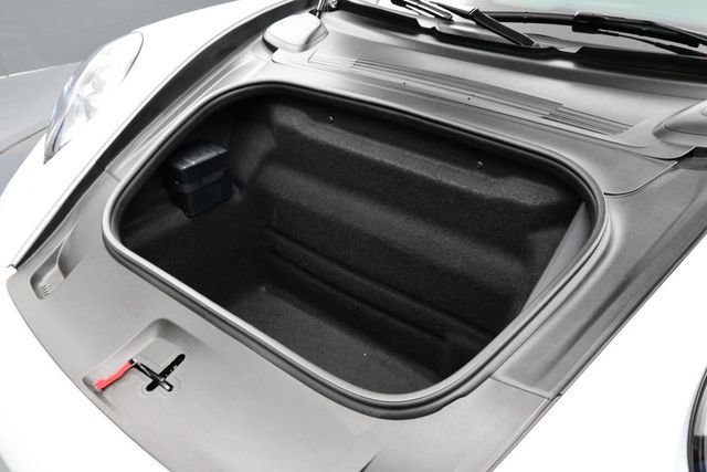 Certified 2026 Porsche 911 Targa 4 GTS AWD/4WD image 17
