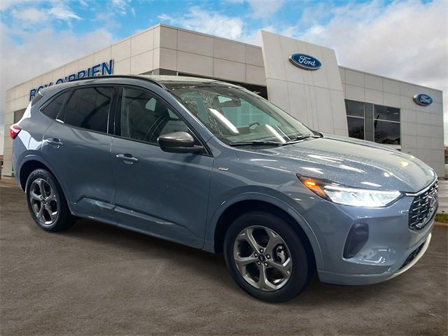 Certified 2023 Ford Escape ST-Line w/ Tech Pack #1 image 6