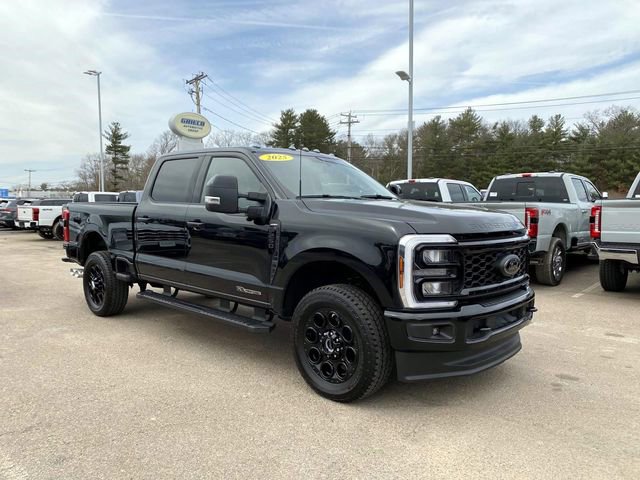 Used 2025 Ford F250 Lariat w/ Black Appearance Package