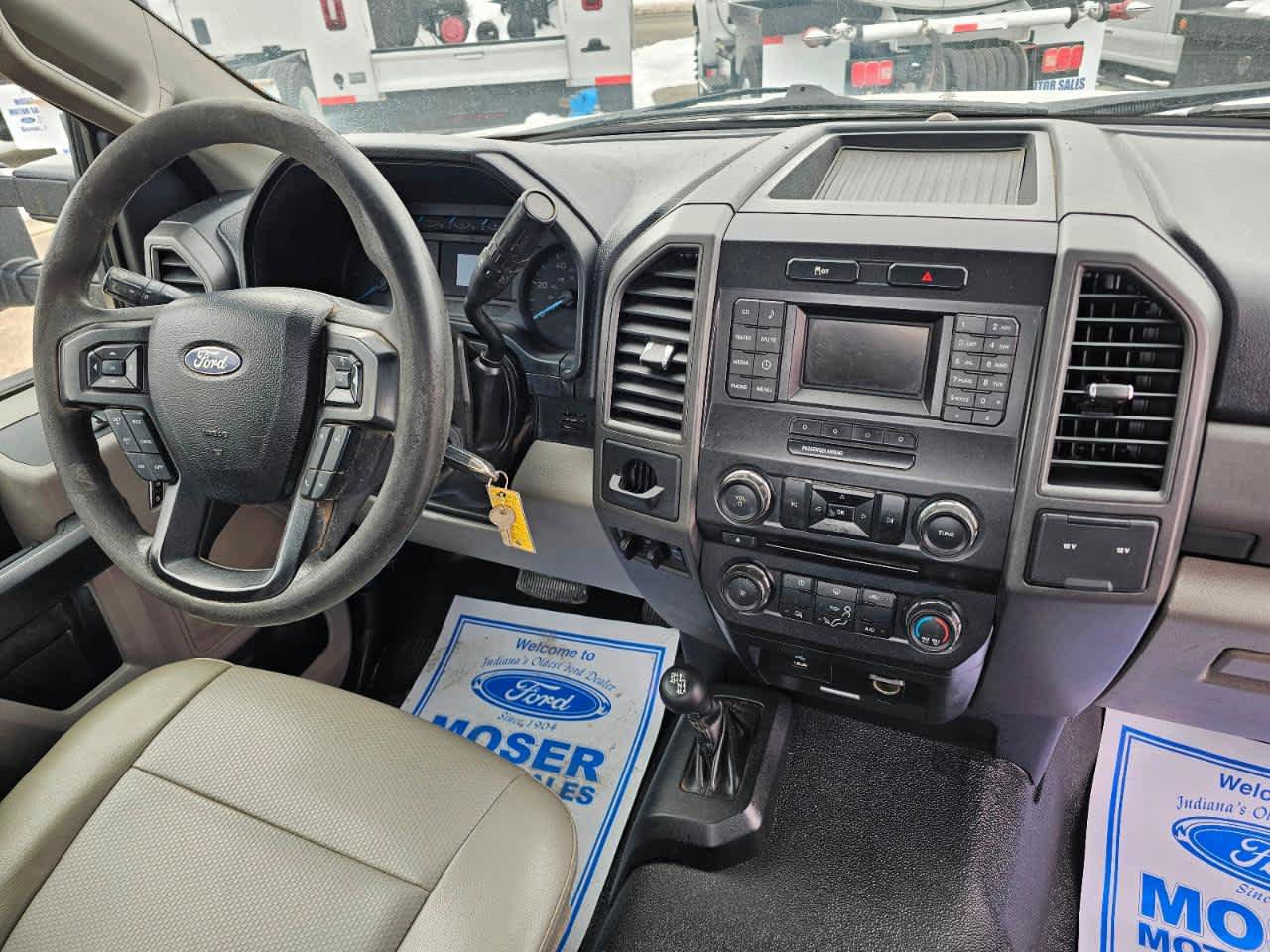 Used 2017 Ford F550 4x4 Regular Cab Super Duty w/ Power Equipment Group image 6