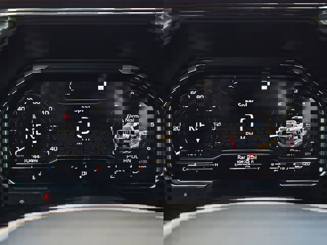 Used 2025 GMC Sierra 3500 Denali w/ Denali Reserve Package image 16