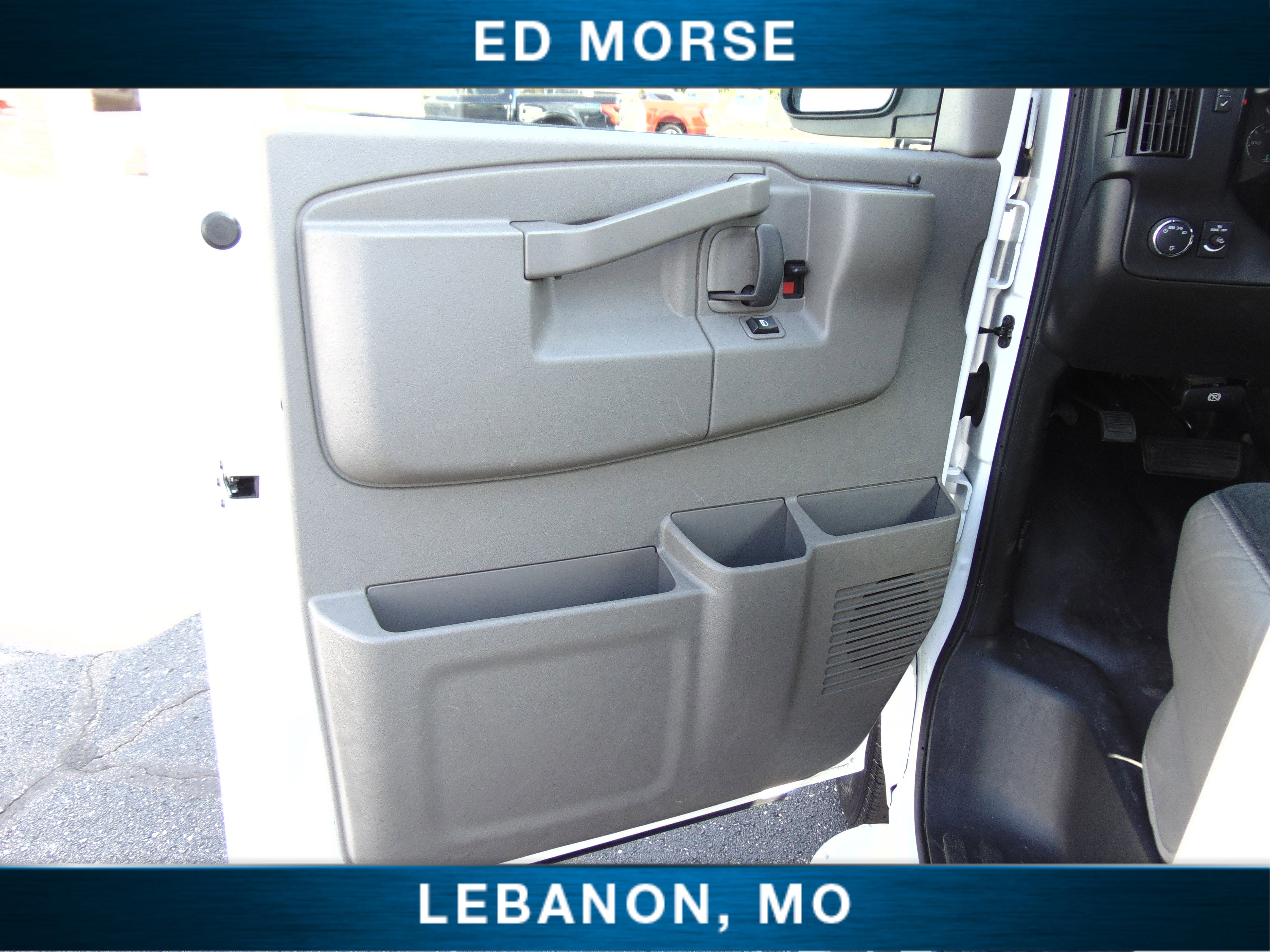 Used 2023 GMC Savana 2500 w/ Driver Convenience Package image 20