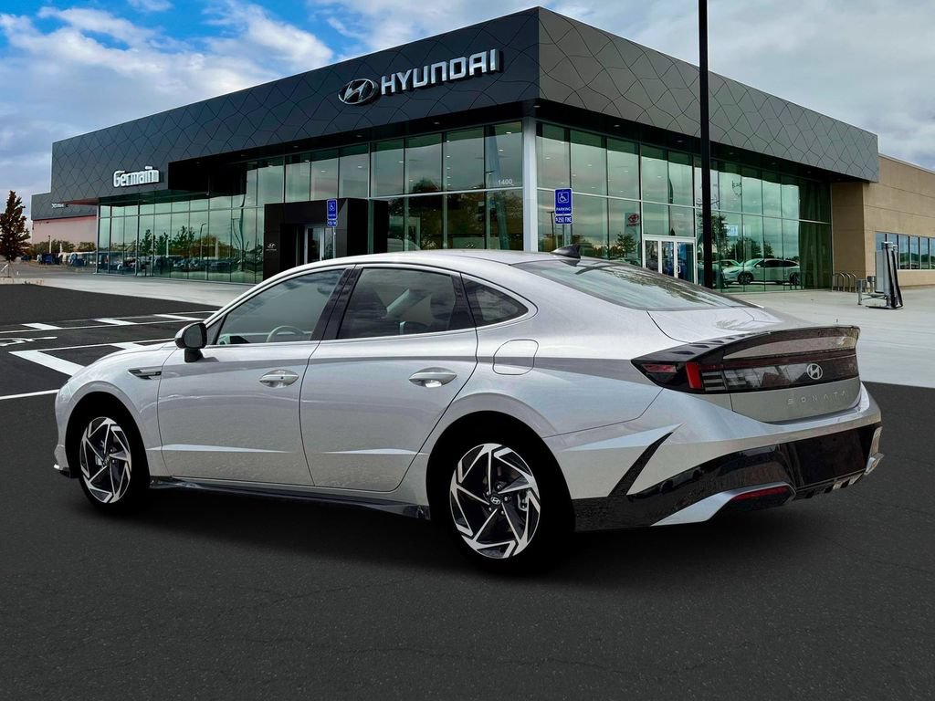 New 2026 Hyundai Sonata SEL FWD image 4
