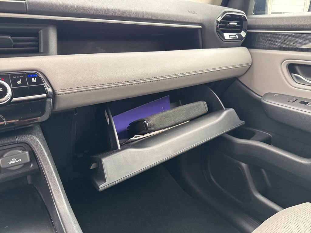 Certified 2024 Honda Pilot Elite image 27