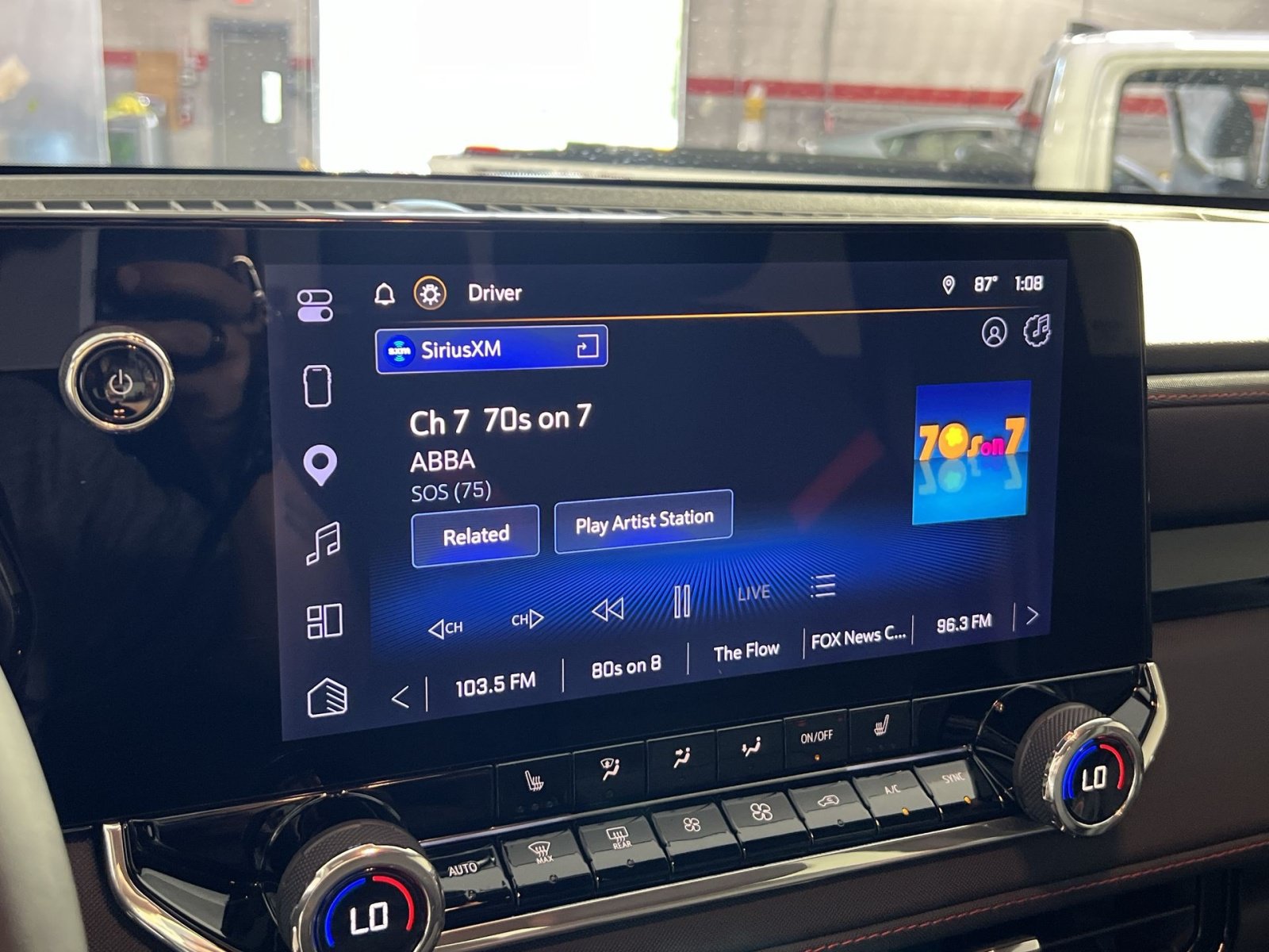 Used 2026 Chevrolet Colorado Z71 AWD/4WD image 18