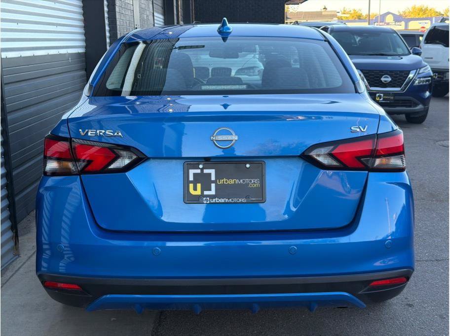 Used 2024 Nissan Versa SV FWD image 8
