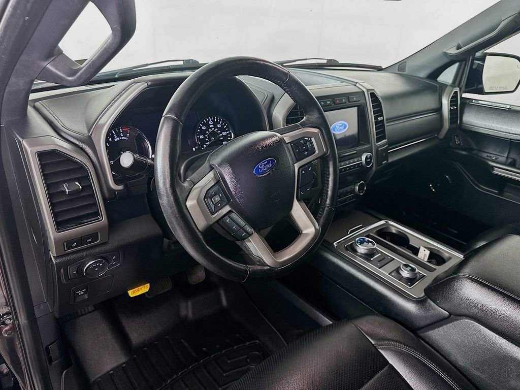 Used 2021 Ford Expedition XLT image 31