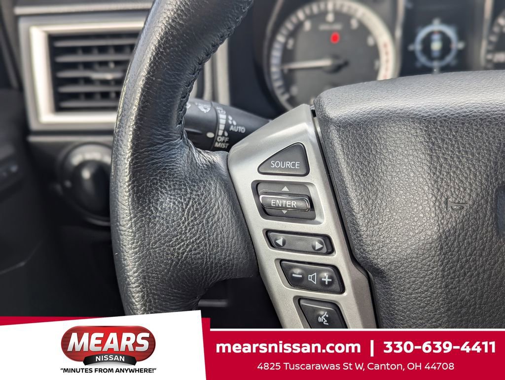 Used 2019 Nissan Titan SL w/ Midnight Edition image 25