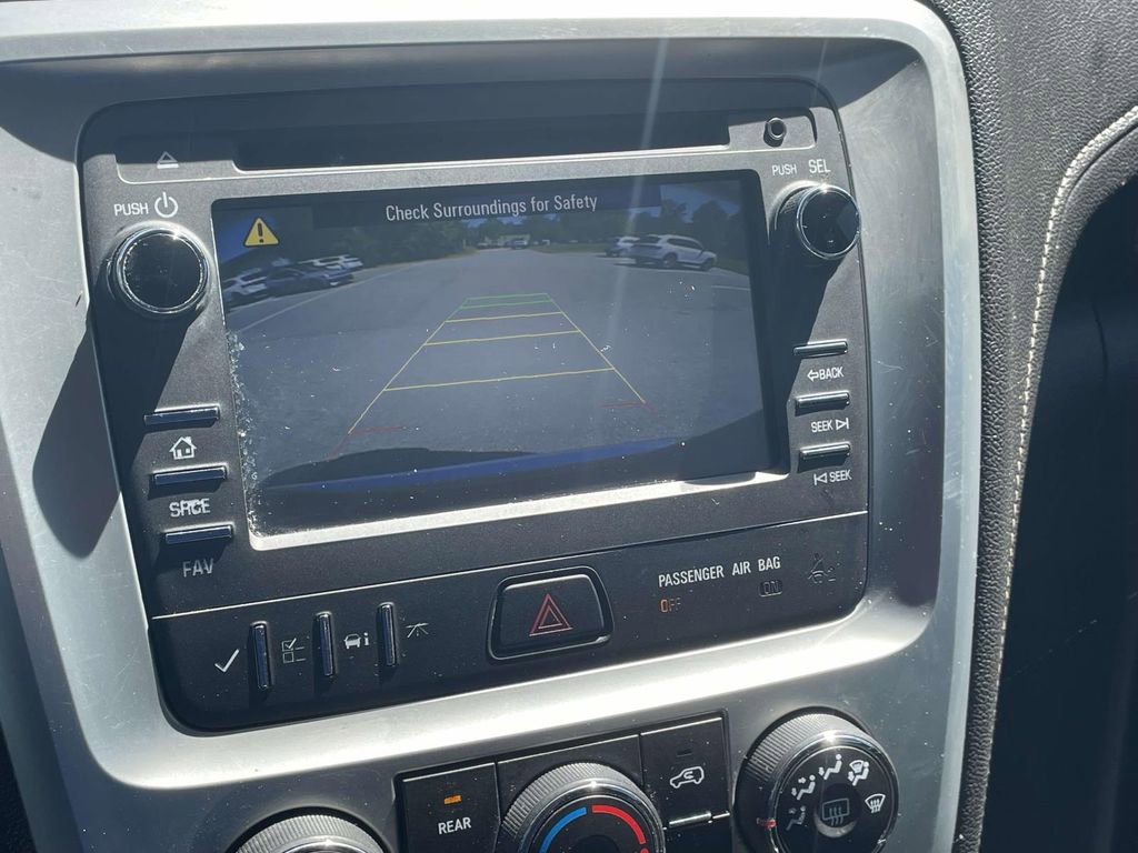 Used 2014 GMC Acadia SLE image 26
