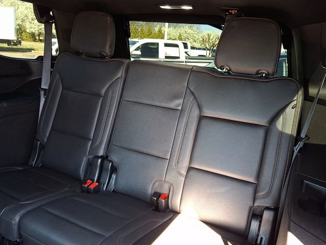 Used 2024 Chevrolet Tahoe High Country AWD/4WD image 8