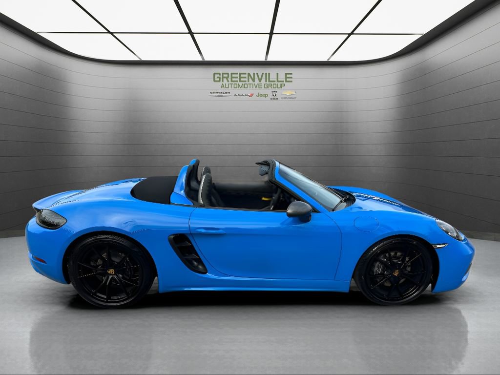 Used 2022 Porsche 718 Boxster image 14