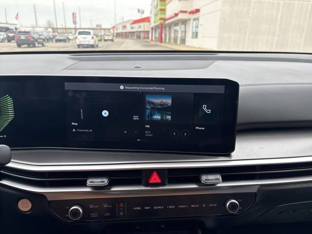 Certified 2024 Kia Sorento S w/ Panoramic Sunroof Package image 11