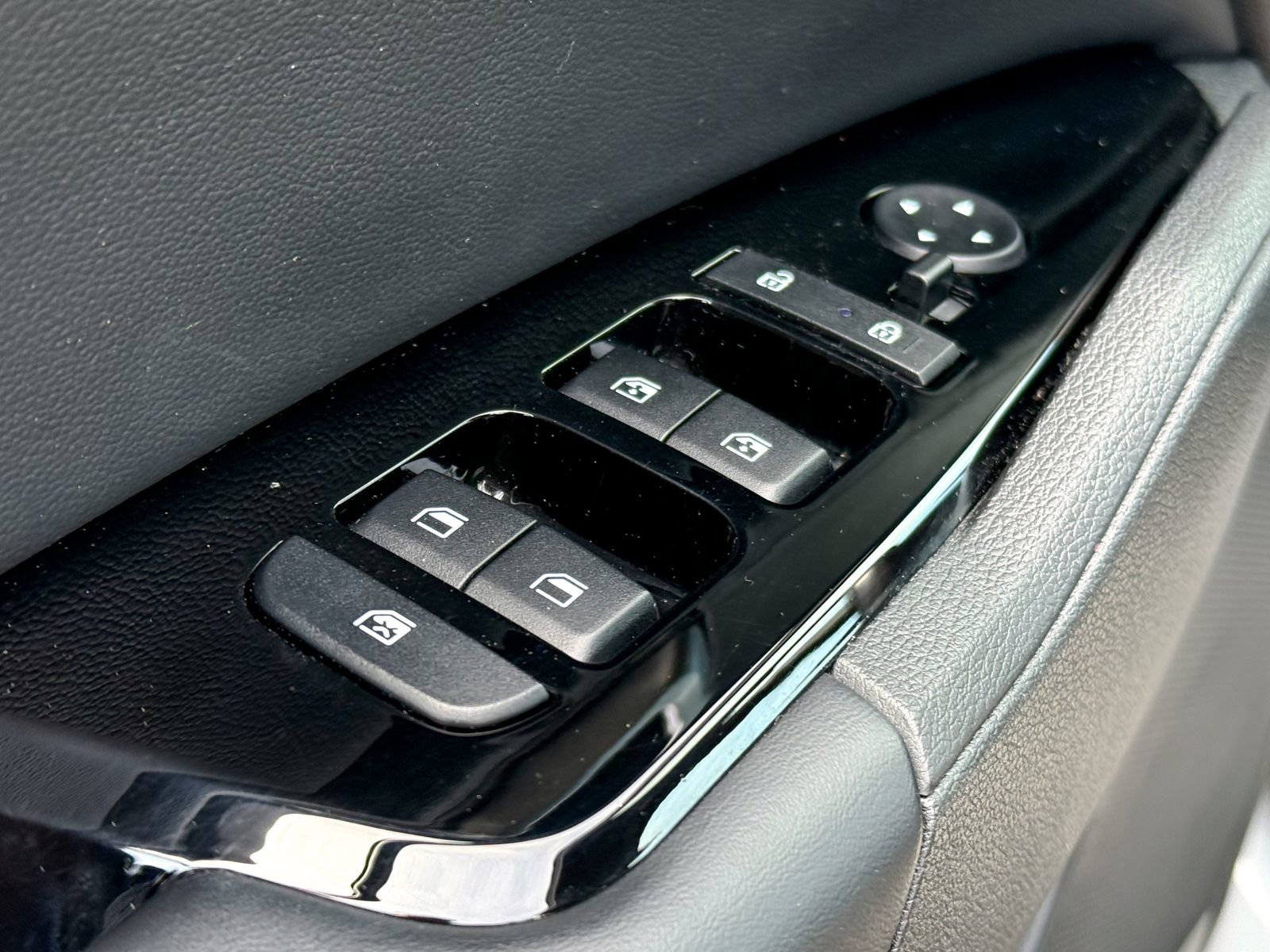 Certified 2023 Kia Sportage X-Line w/ X-Line Premium Package image 17