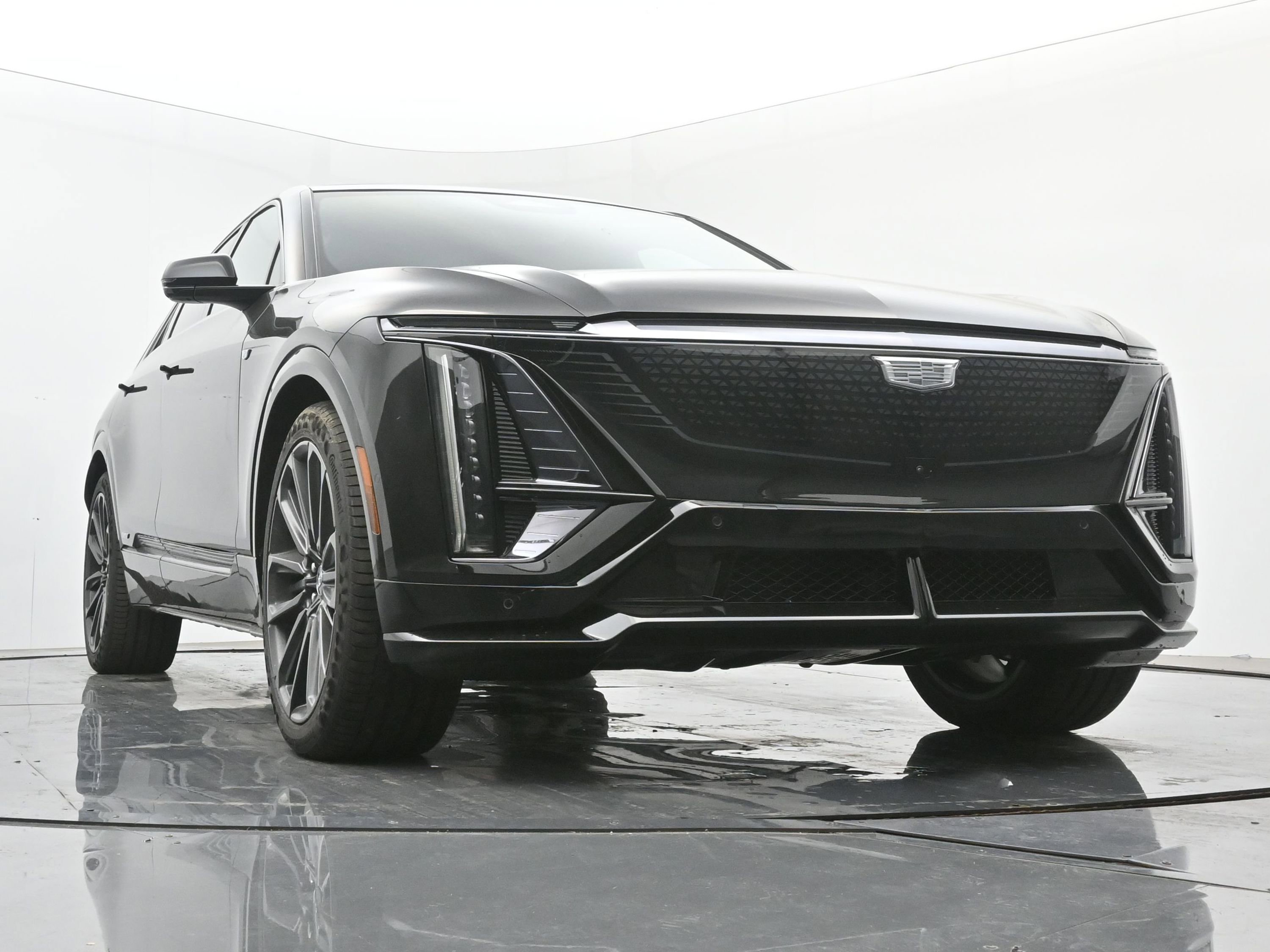 New 2026 Cadillac Lyriq V w/ LPO, Floor Liner Package image 22