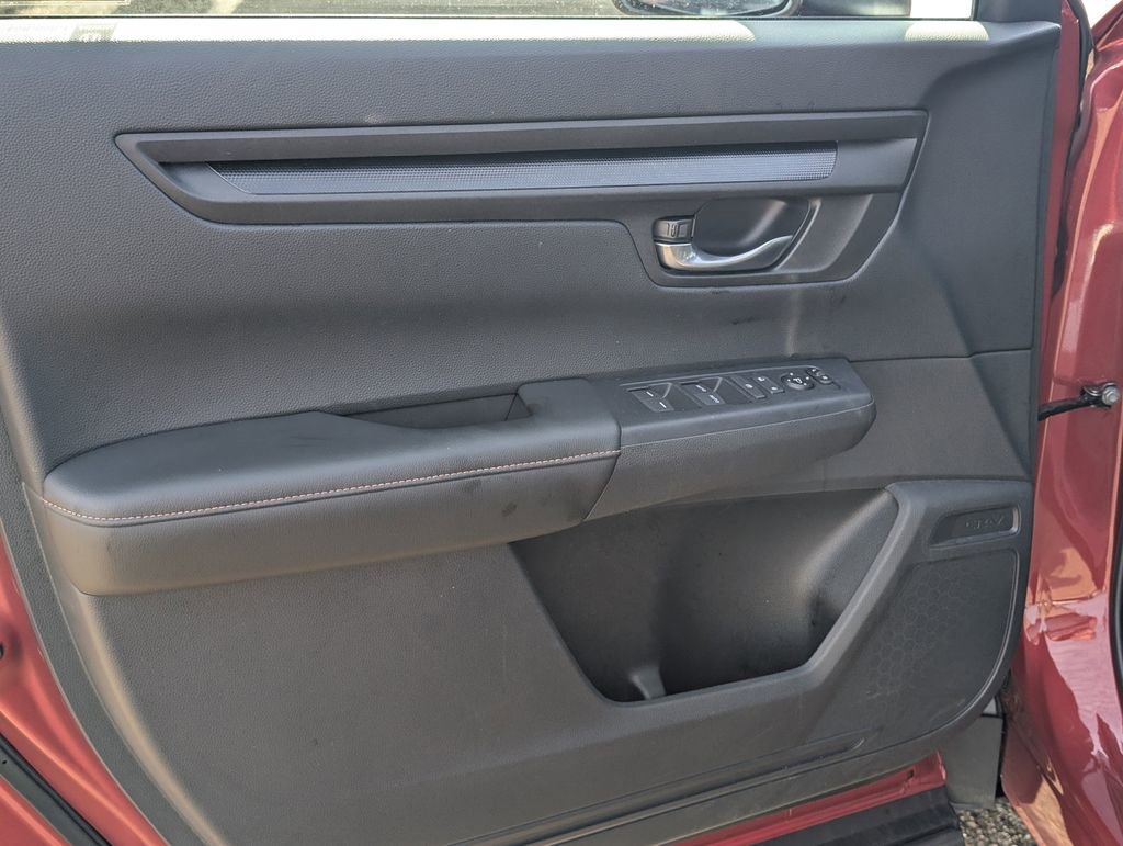 Certified 2025 Honda CR-V Sport image 14