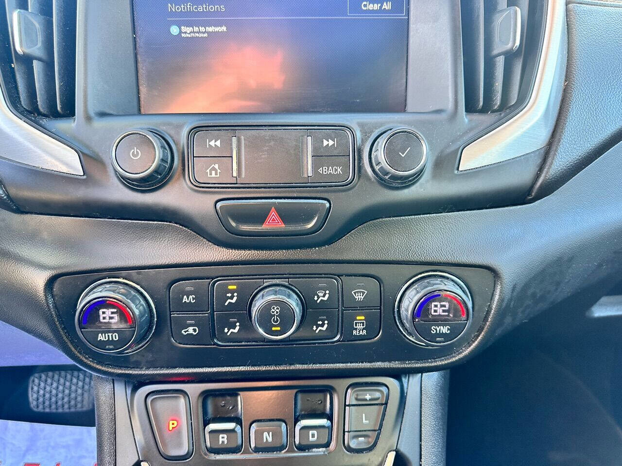 Used 2020 GMC Terrain SLT w/ Preferred Package image 14