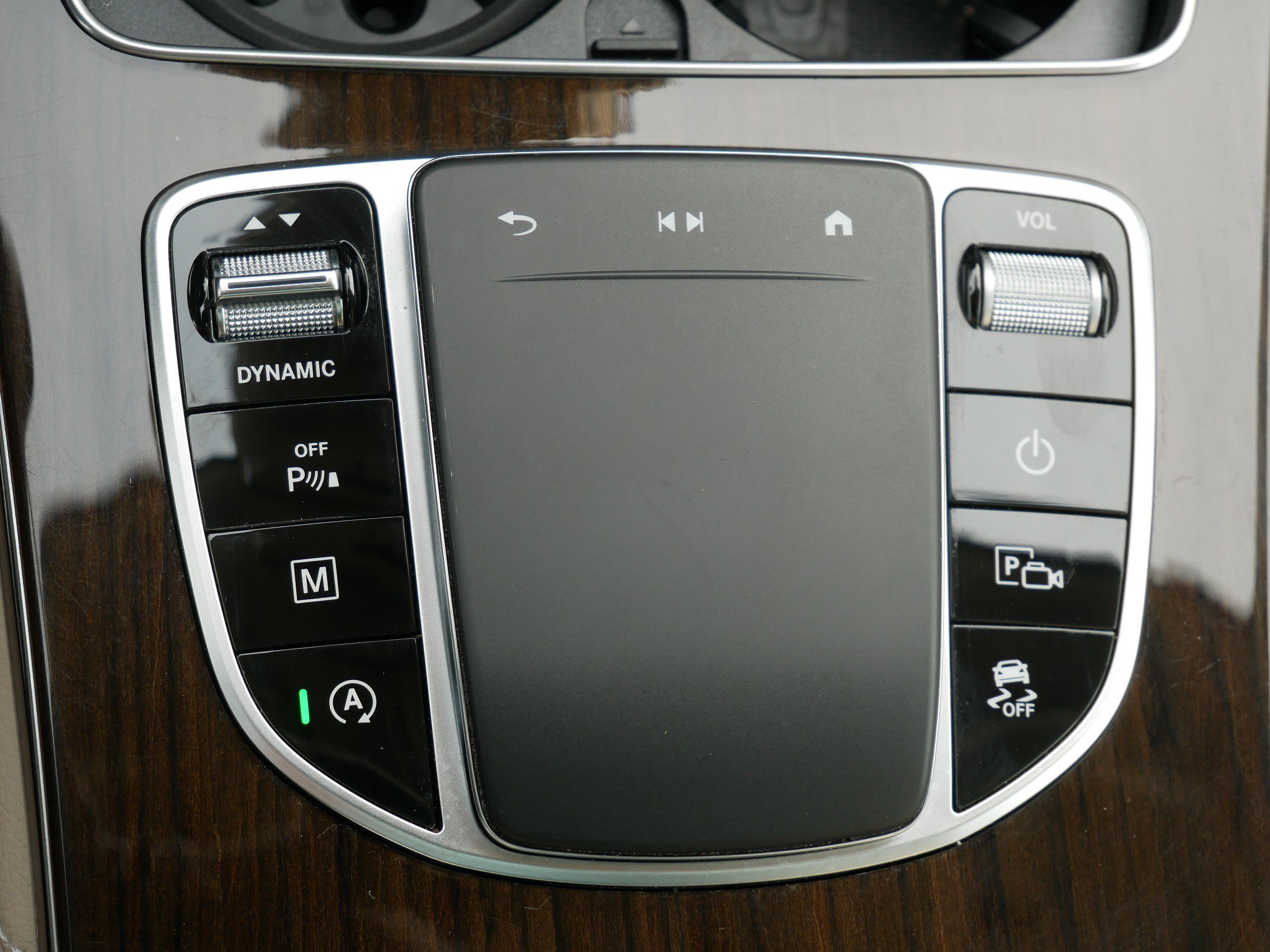 Used 2020 Mercedes-Benz GLC 300 4MATIC image 27