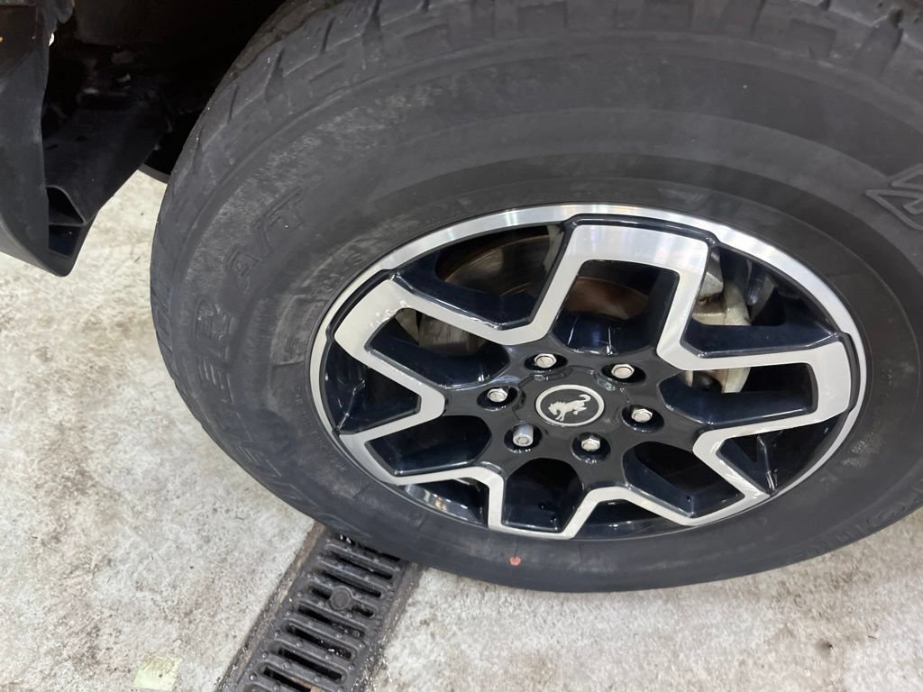 Used 2022 Ford Bronco Outer Banks AWD/4WD image 10