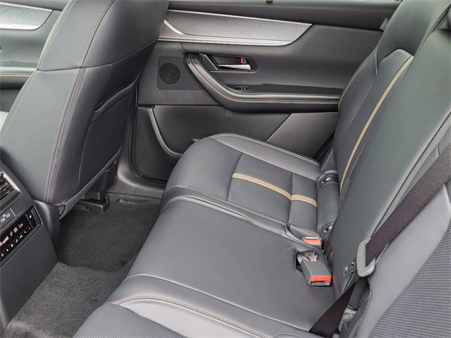 New 2025 MAZDA CX-70 Plug-In Hybrid w/ Premium Plus image 13