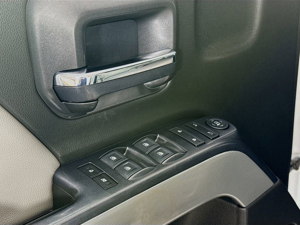 Used 2018 Chevrolet Silverado 2500 LT w/ LT Convenience Package image 20