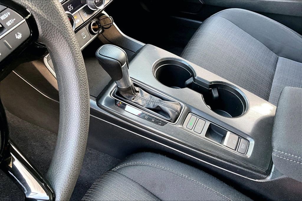 Used 2025 Honda Civic LX image 15