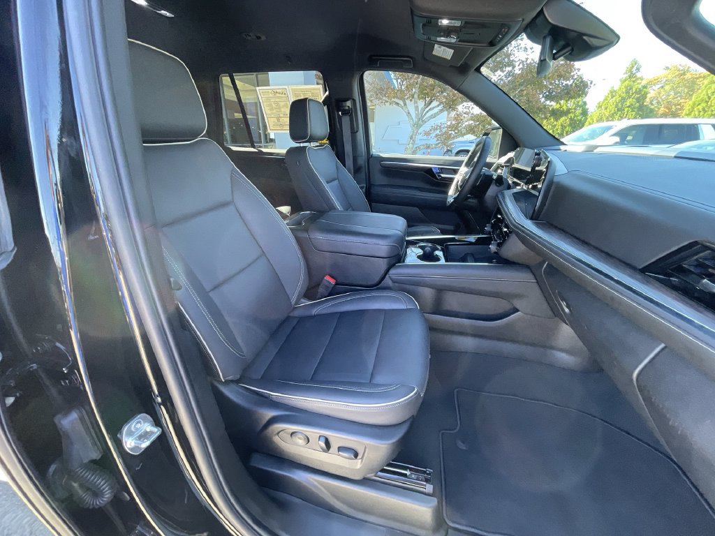 Certified 2025 Chevrolet Tahoe Premier RWD image 28