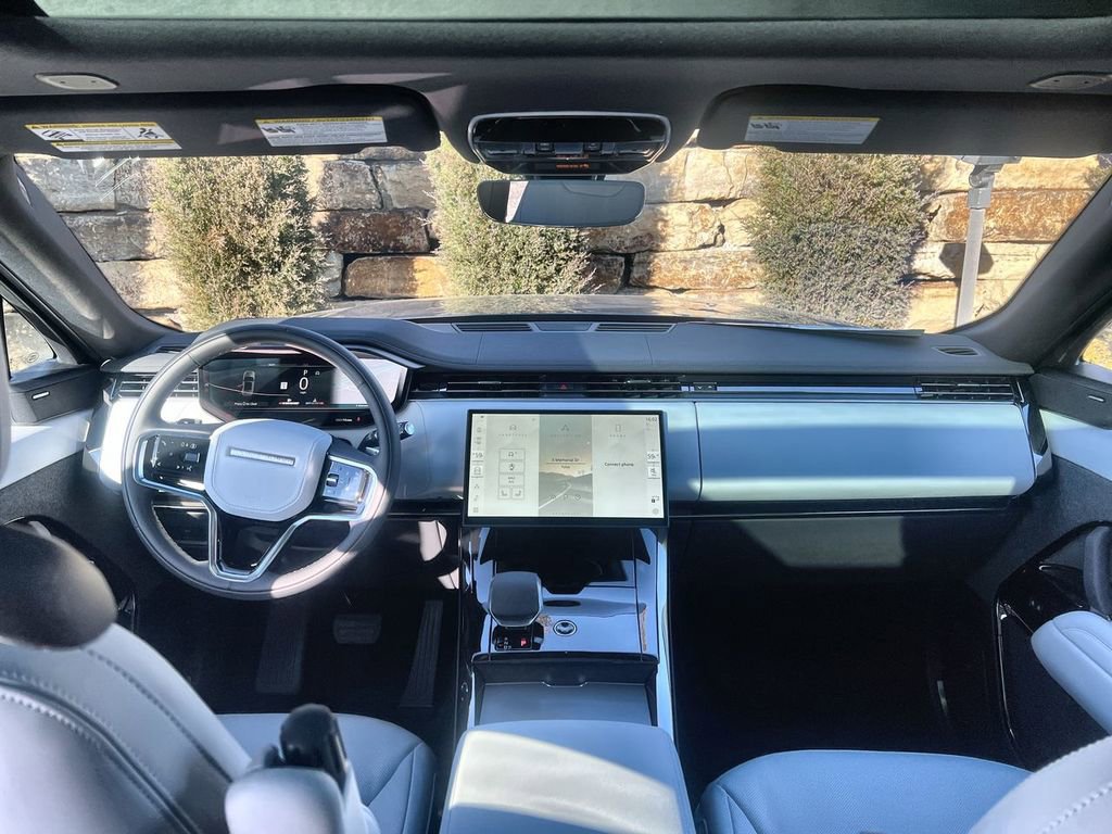Used 2026 Land Rover Range Rover Sport SE AWD/4WD image 12