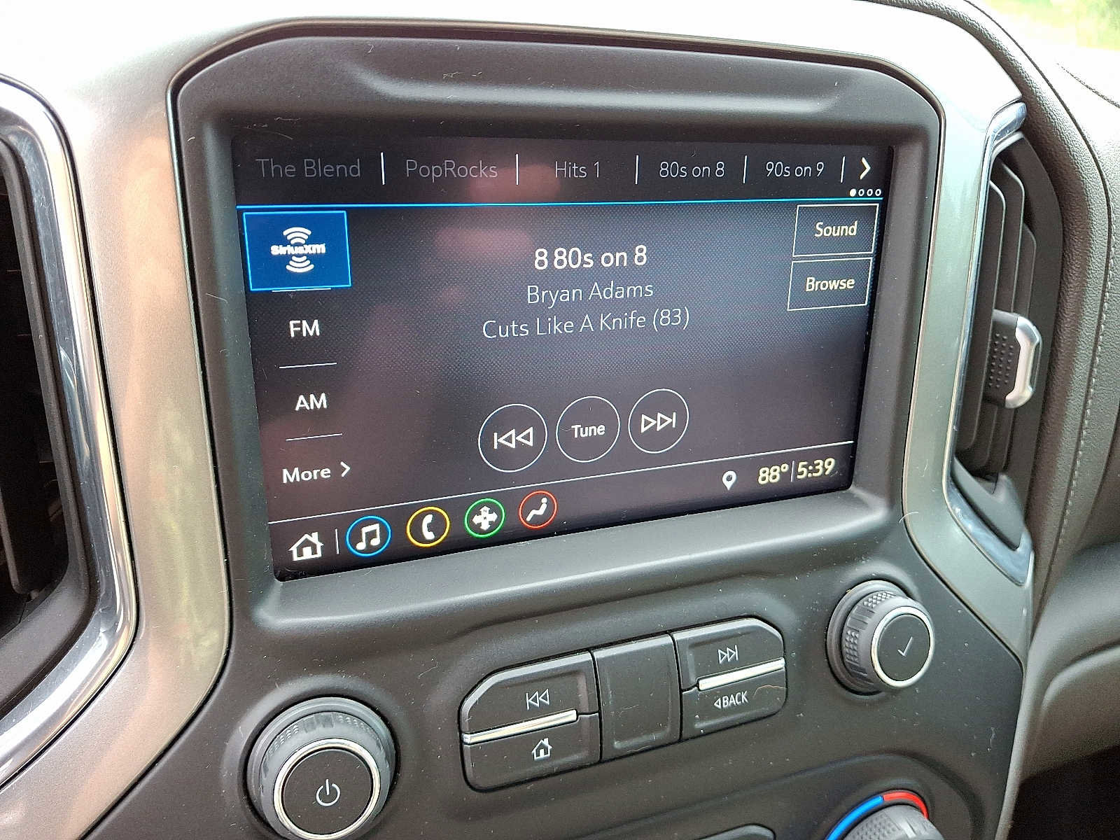 Used 2019 Chevrolet Silverado 1500 RST image 18