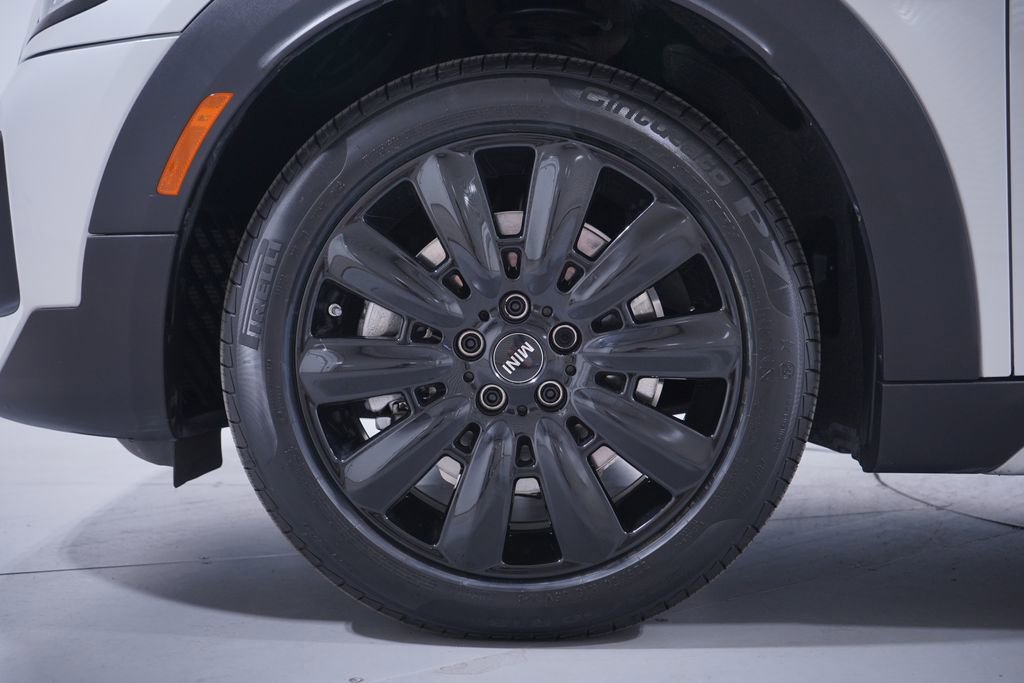 Used 2024 MINI Cooper Countryman S w/ Premium Package image 2