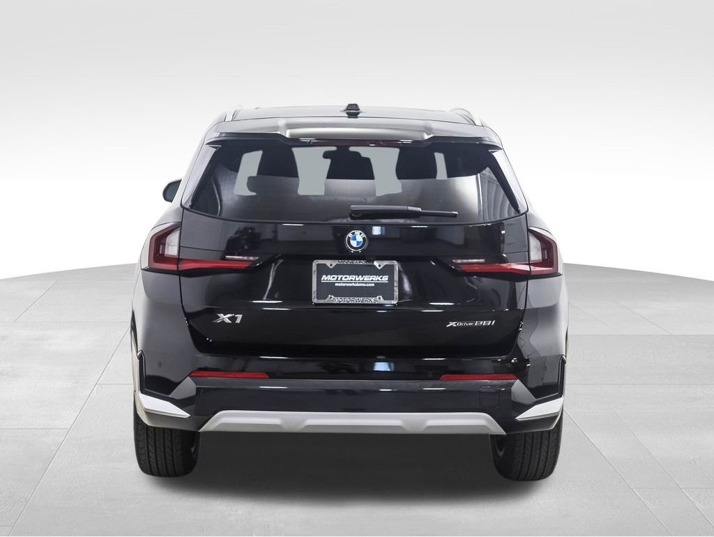Used 2025 BMW X1 xDrive28i w/ Convenience Package image 4
