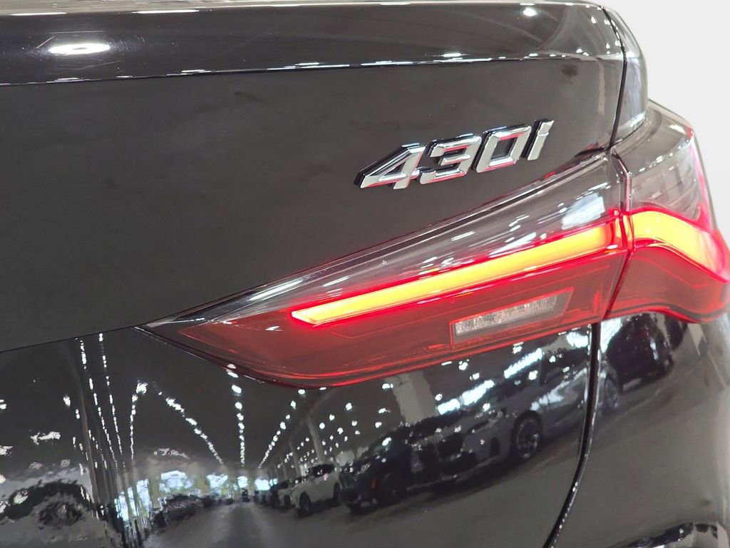 Used 2022 BMW 430i Coupe w/ Convenience Package image 27