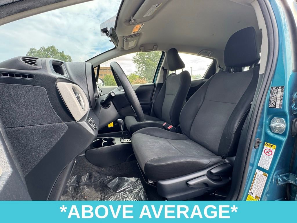 Used 2012 Toyota Yaris LE image 19