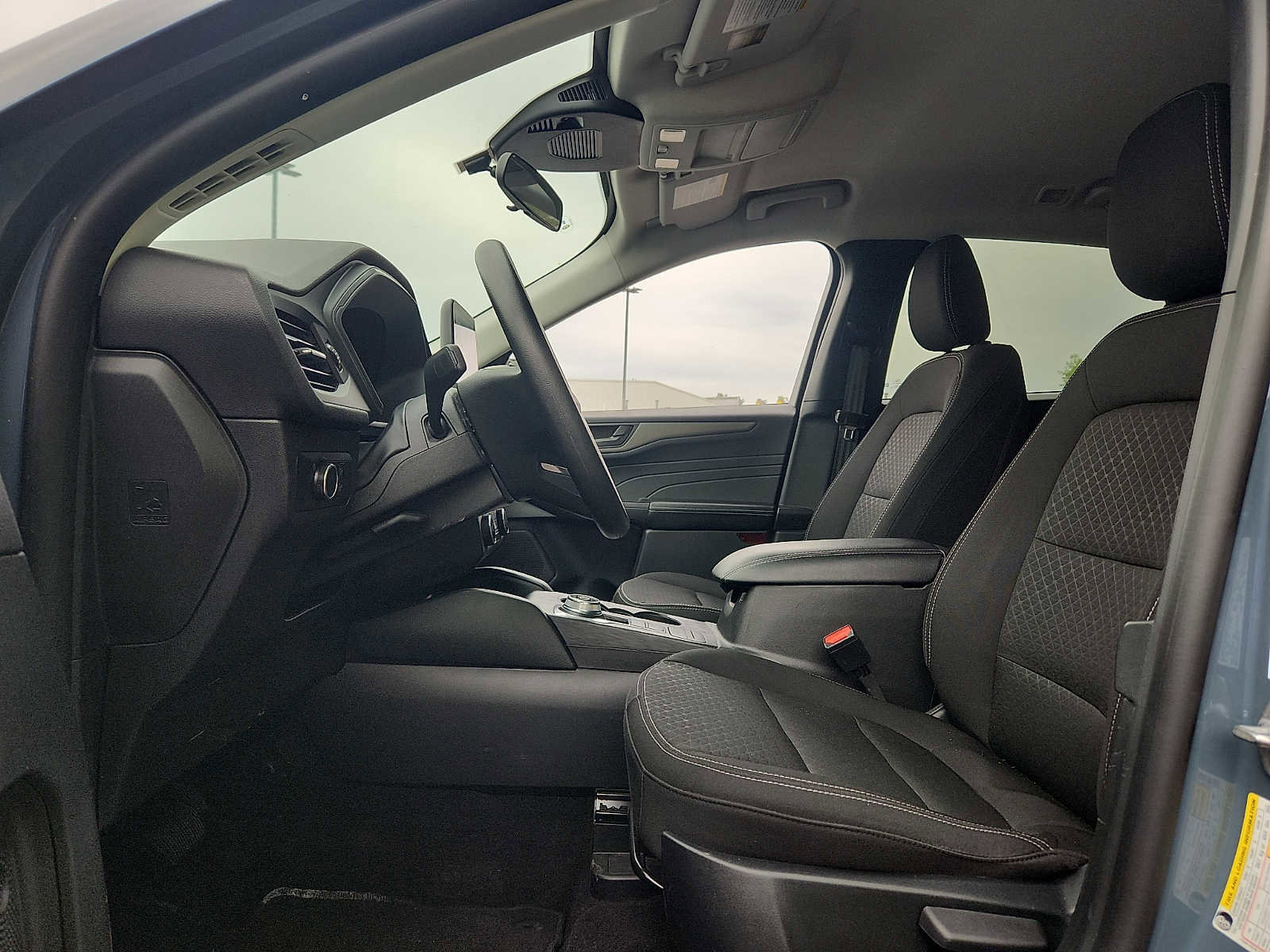 Used 2025 Ford Escape Active AWD/4WD image 13