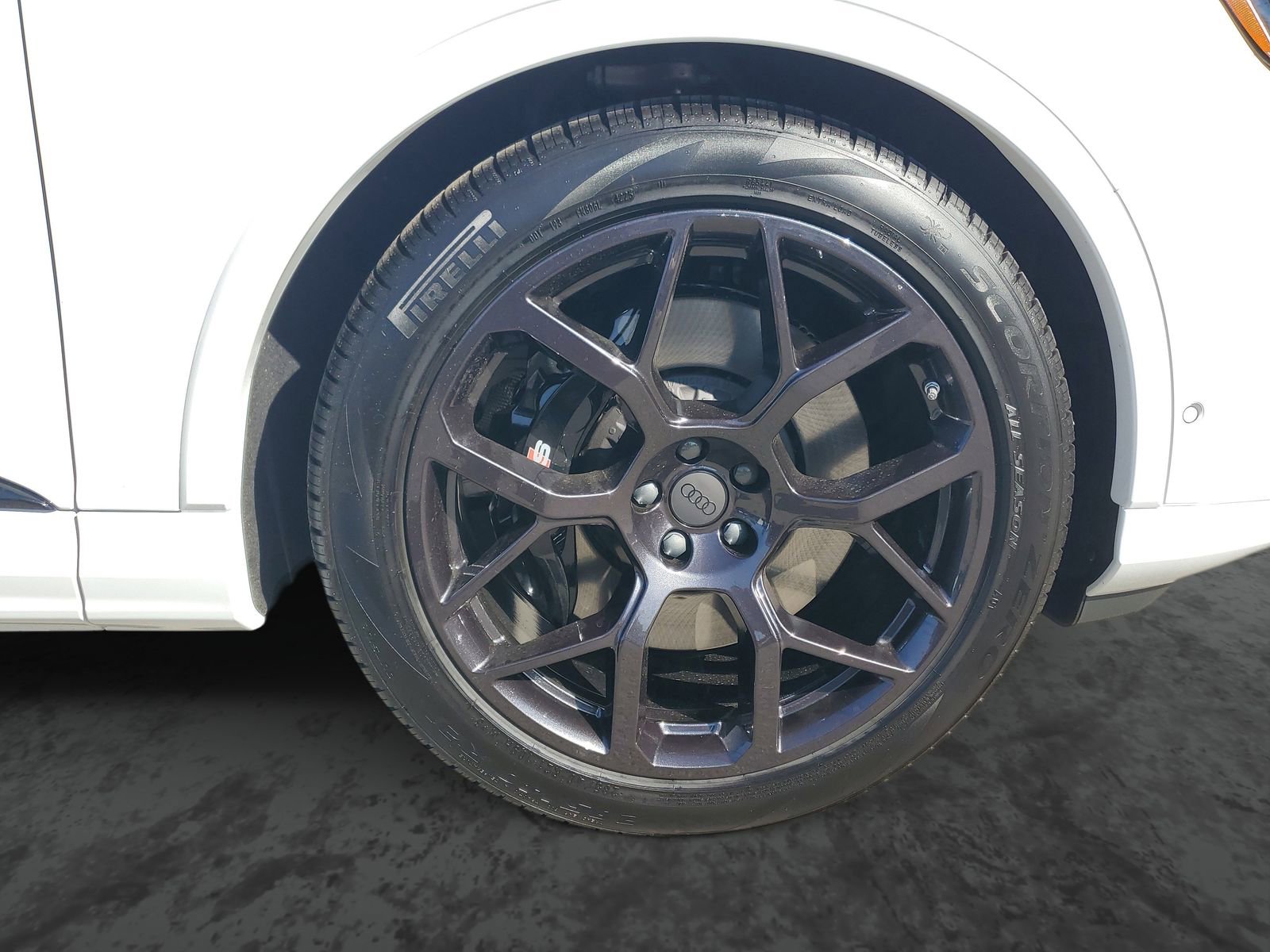 New 2026 Audi SQ7 Premium Plus image 6