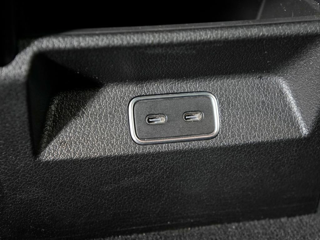 Certified 2024 Mercedes-Benz GLE 450e 4MATIC image 34