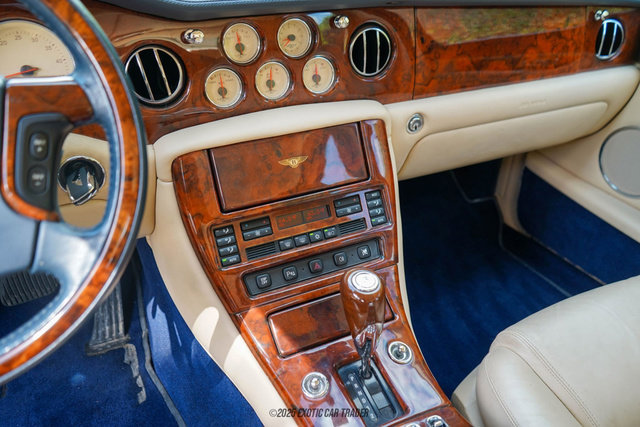 Used 2003 Bentley Arnage R image 35